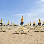 Apartment Marconi Deluxe - Attico A Due Passi Dal Mare *